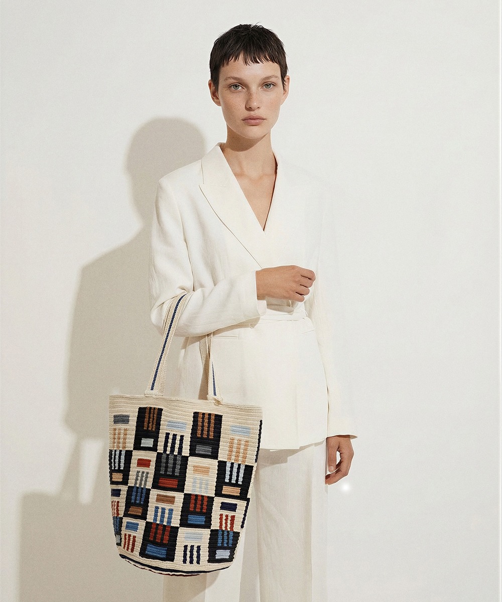 BOLSO CALA - WOLF - BEIGE Y NEGRO