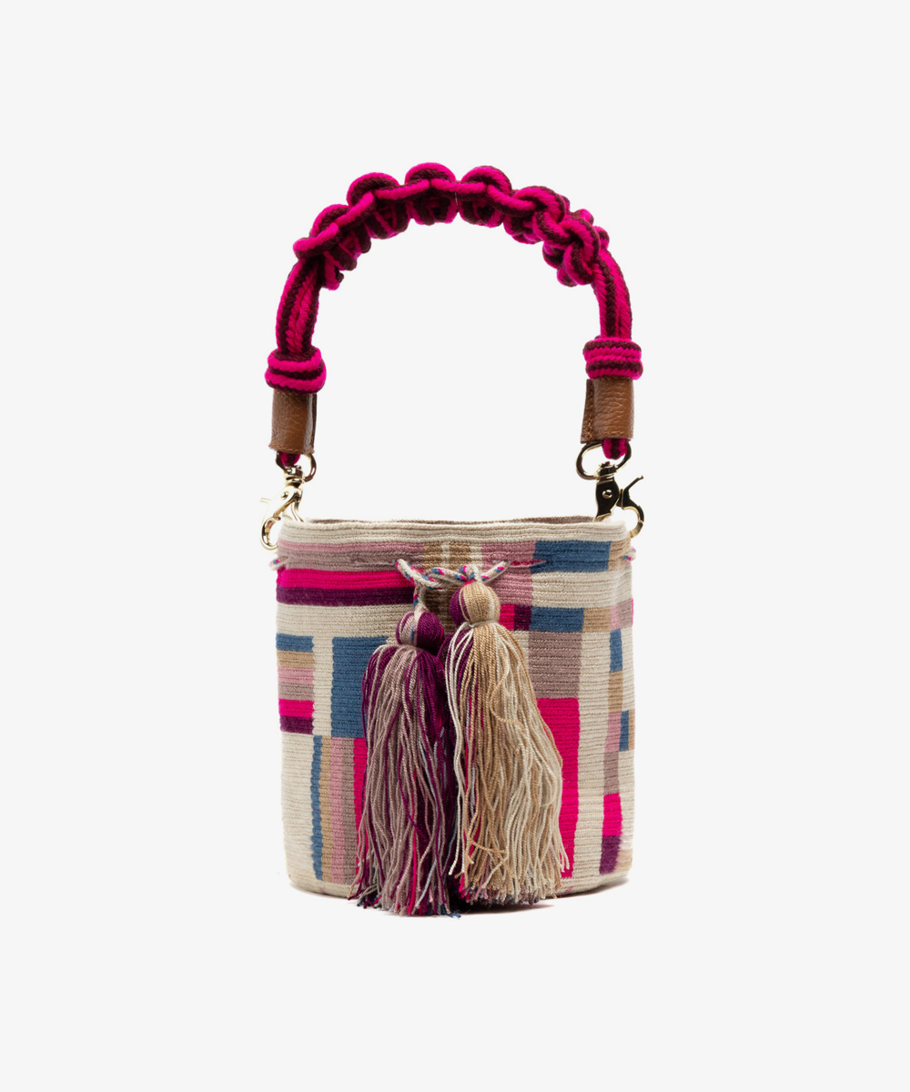 Crossbody Bag M with short macrame handle - CAPRICORNUS - BEIGE & PINK