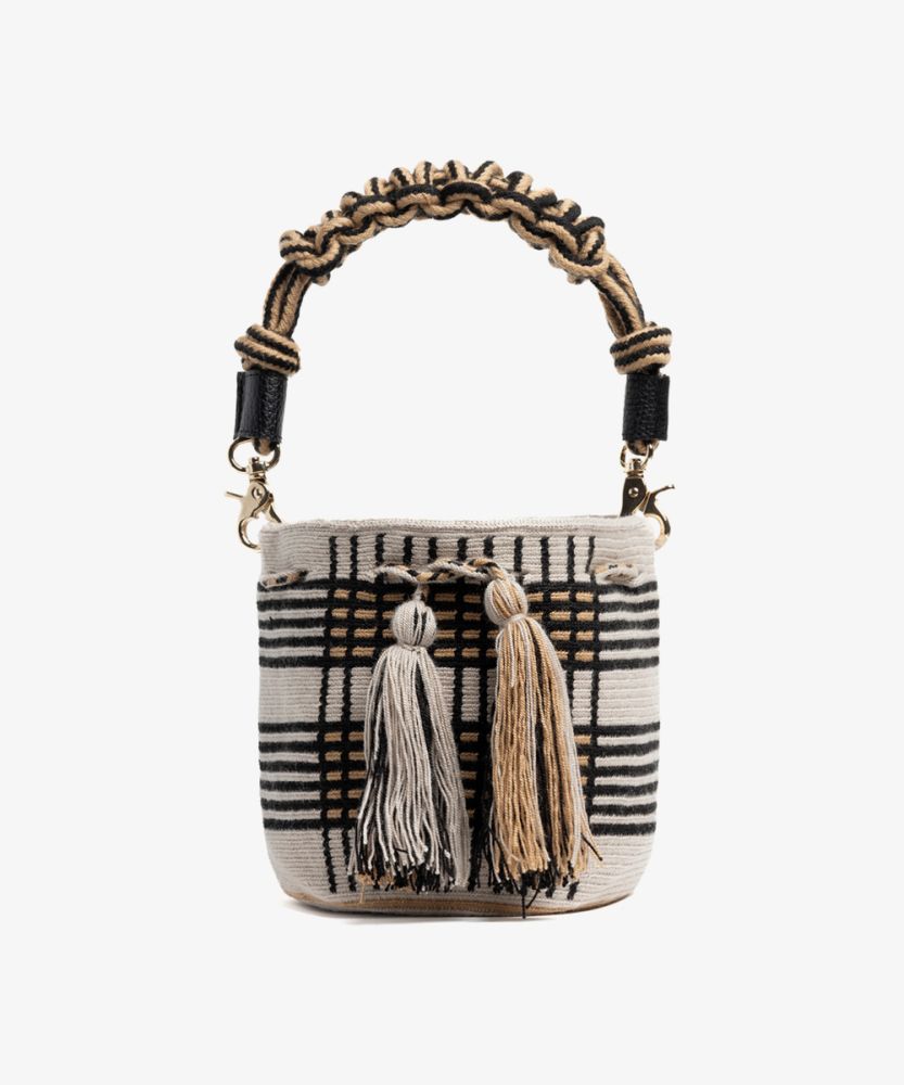 BOLSO CRUZADO M CON ASA DE MACRAMÉ - BRIANNA - BEIGE Y TOSTADO