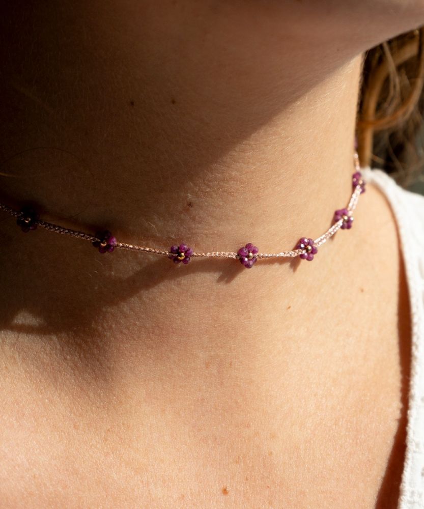 BEADED FLOWER NECKLACE