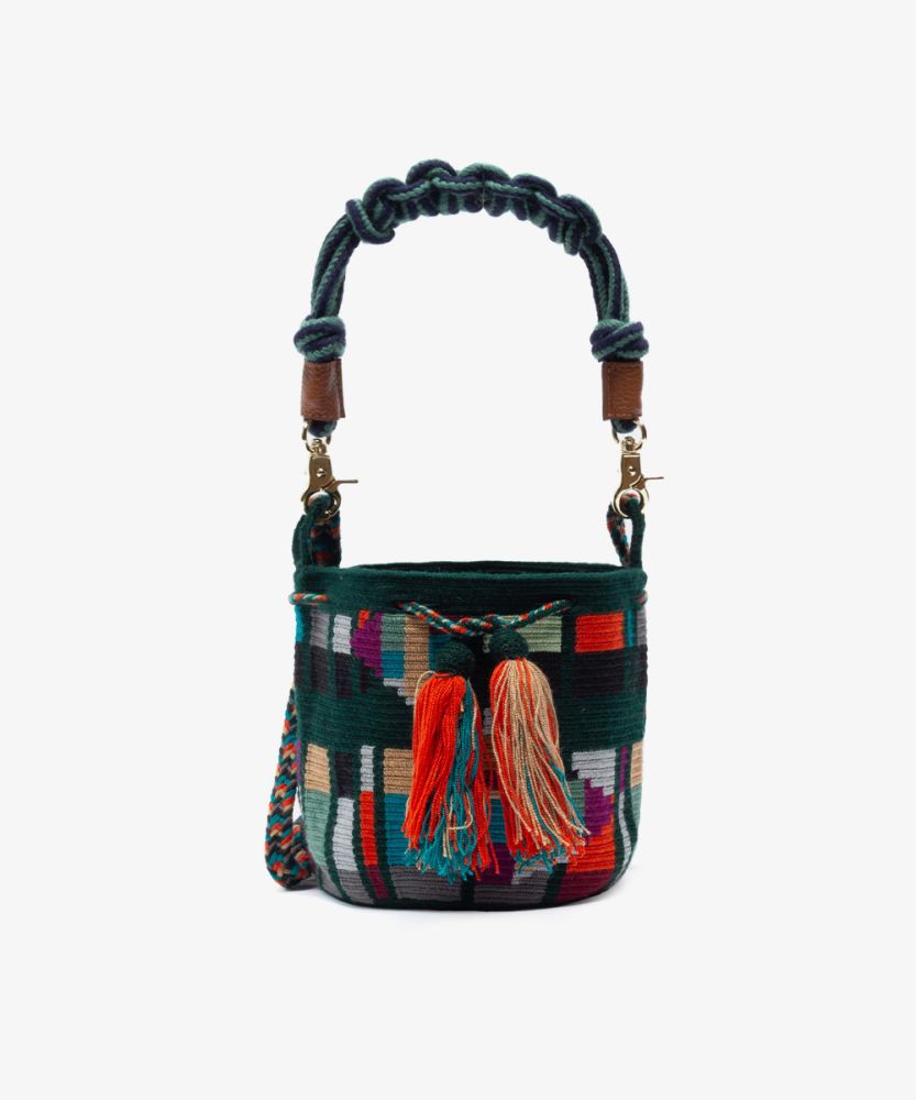 BOLSO CRUZADO M CON ASA DE MACRAMÉ -  CRAB - VERDE OSCURO Y VERDE JADE
