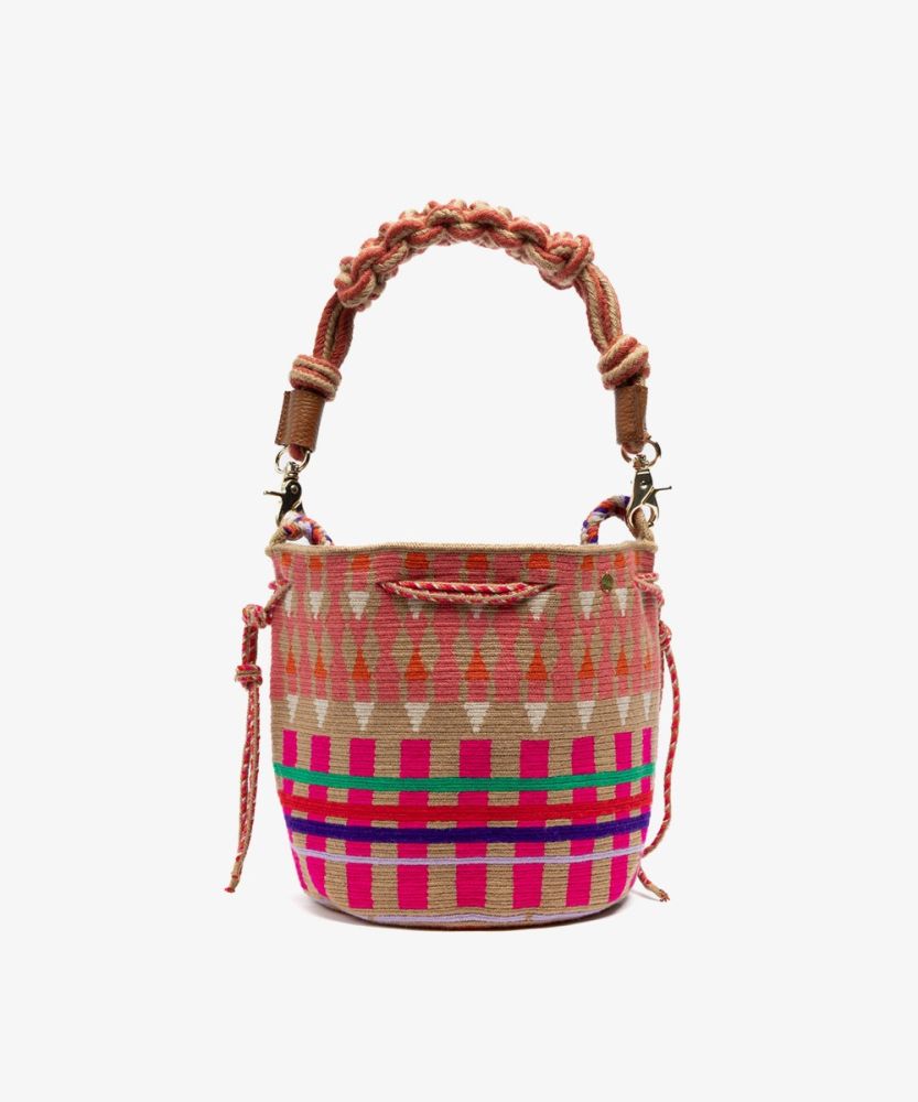 BOLSO MITRA CON ASA DE MACRAMÉ - SWAN - TOSTADO & FUCHSIA