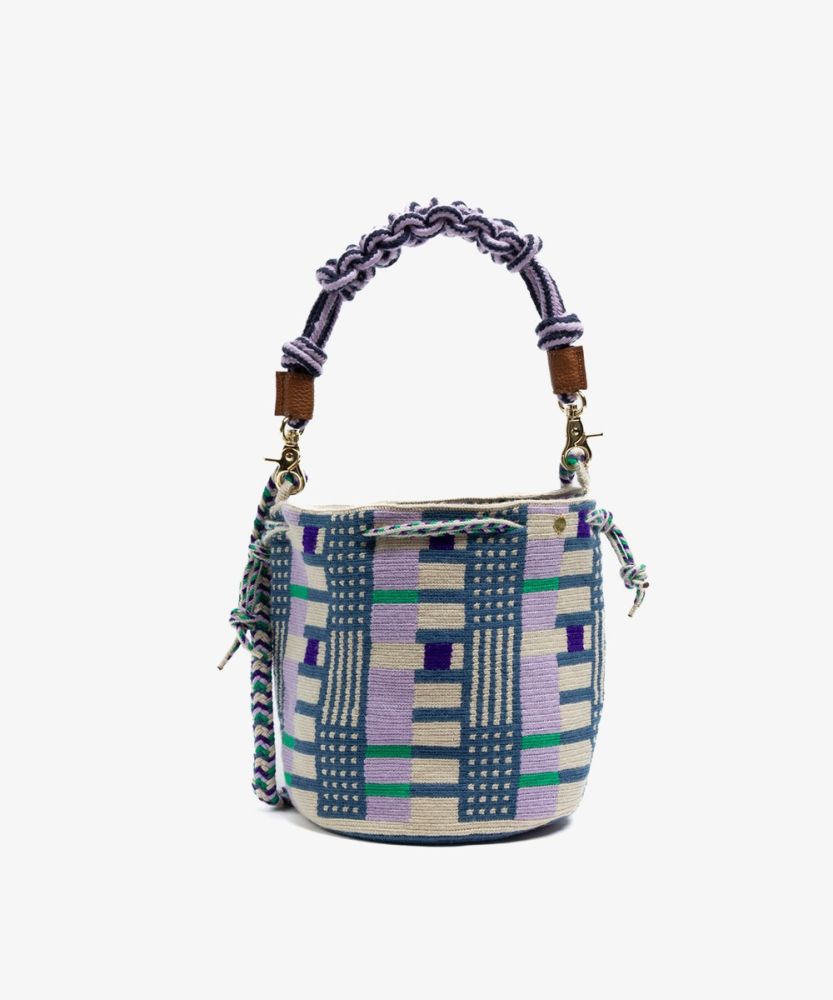 BOLSO MITRA CON ASA DE MACRAMÉ - BLACK BIRD - BEIGE & AZUL