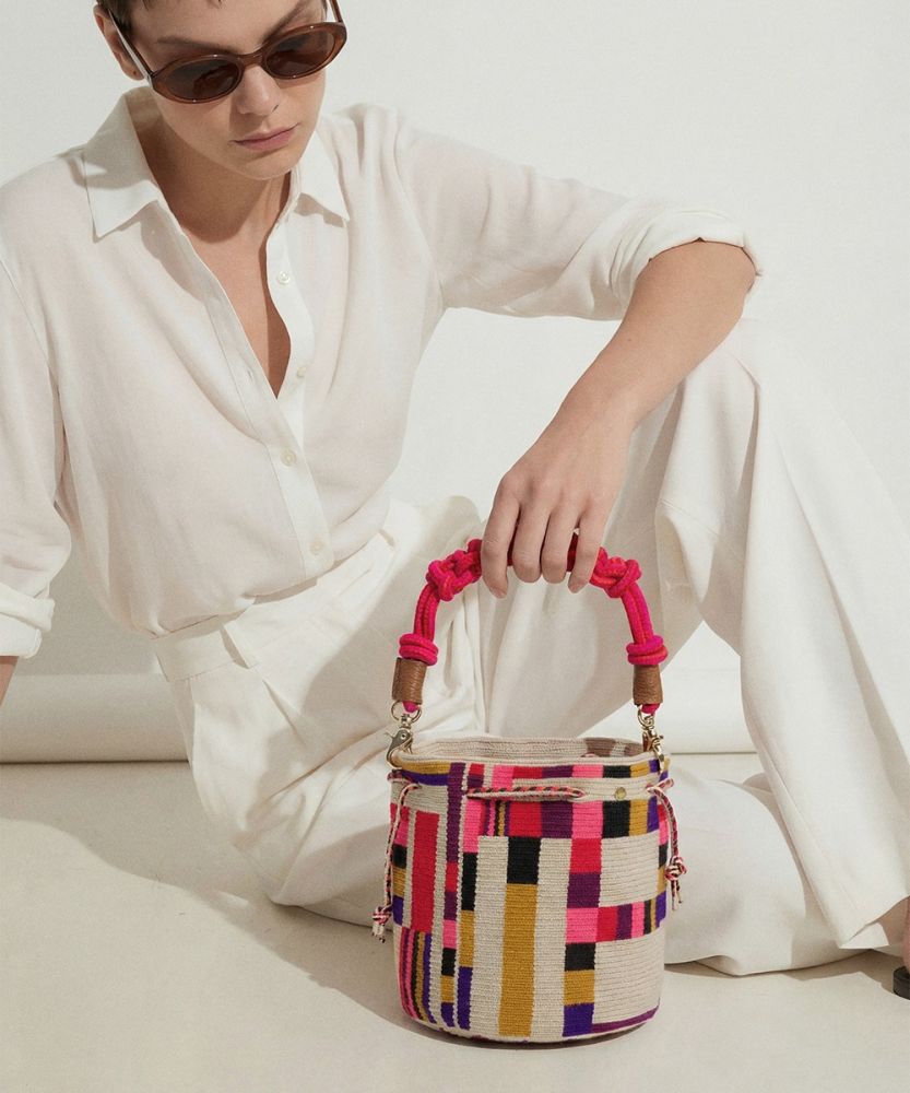 BOLSO MITRA CON ASA DE MACRAMÉ - CAPRICORNUS - BEIGE Y MULTICOLOR