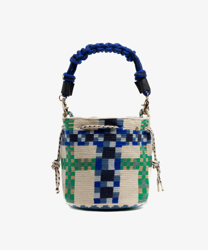 BOLSO MITRA CON ASA DE MACRAMÉ -  DELPHINIUS - BEIGE Y AZUL