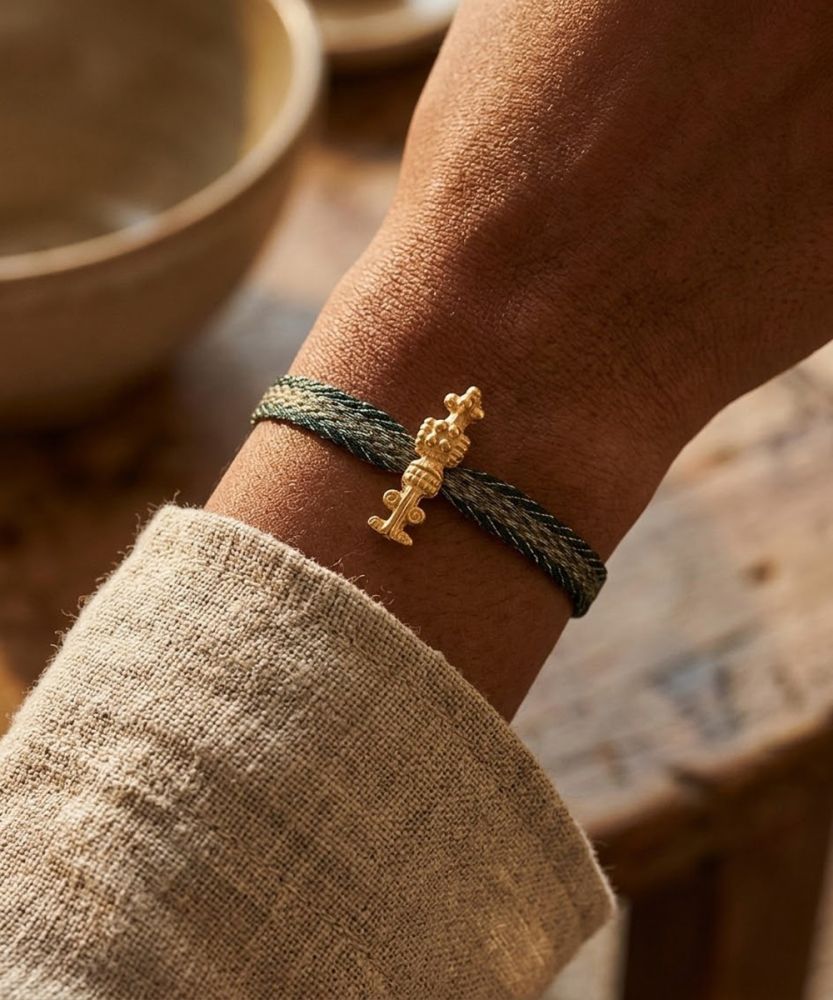 PULSERA CON CHARM - INSECTO QUIMBAYA
