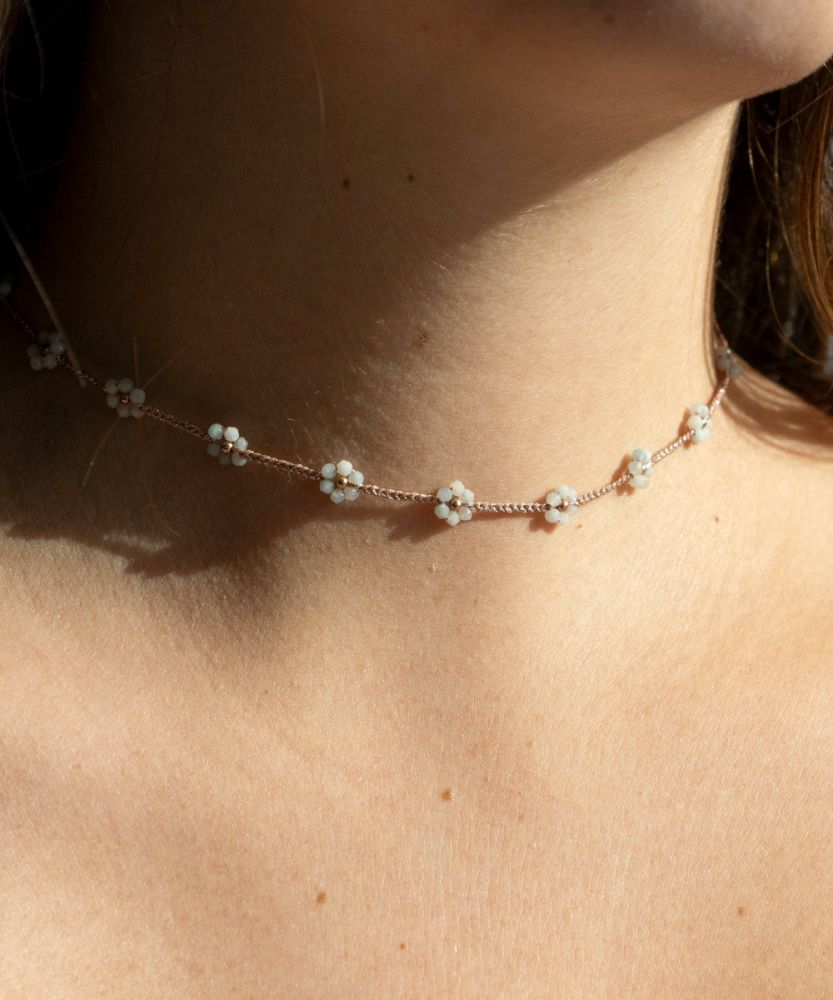 BEADED FLOWER NECKLACE