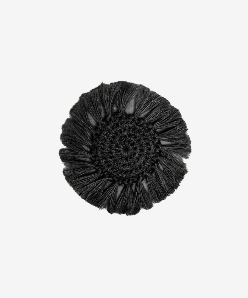 ROUND COASTER FIQUE WITH FRINGES - BLACK
