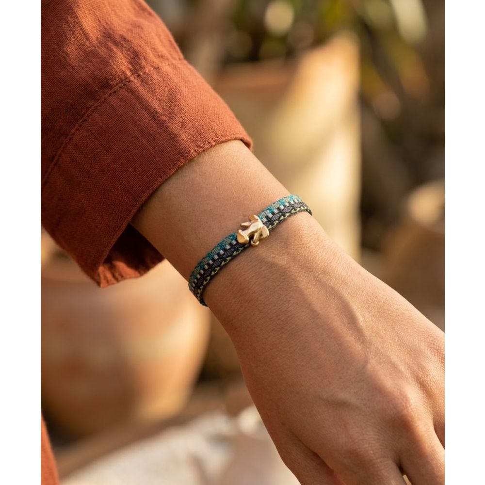PULSERA CON CHARM - RANA TAIRONA