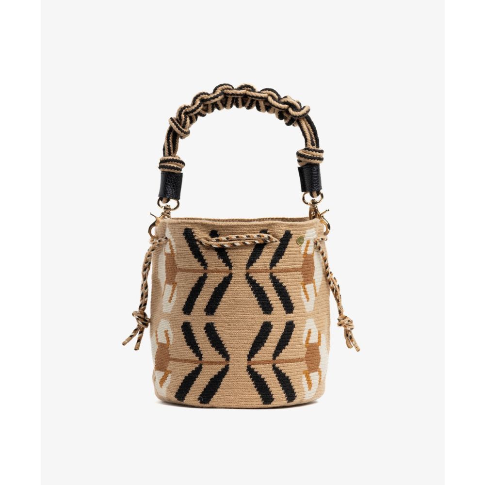BOLSO MITRA CON ASA DE MACRAMÉ - DAPHNE - TOSTADO & NEGRO