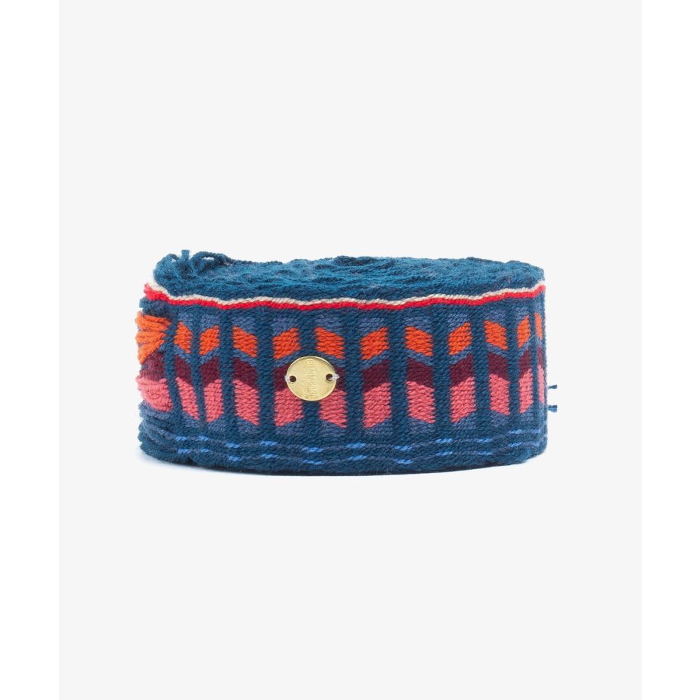 Belt with fringes