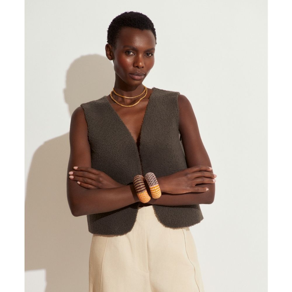 HAYES LAMBSKIN VEST - CURLY GREY
