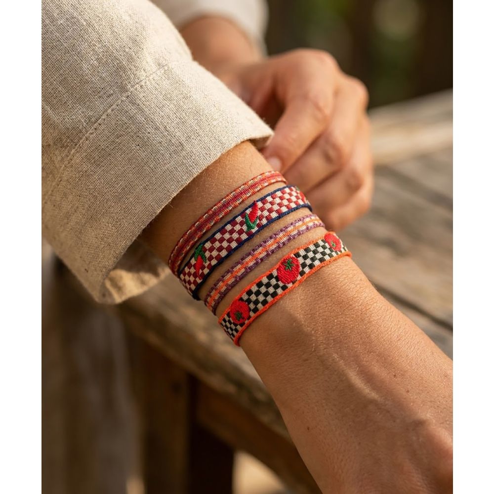 NUEVO SET PULSERAS - BORDADAS