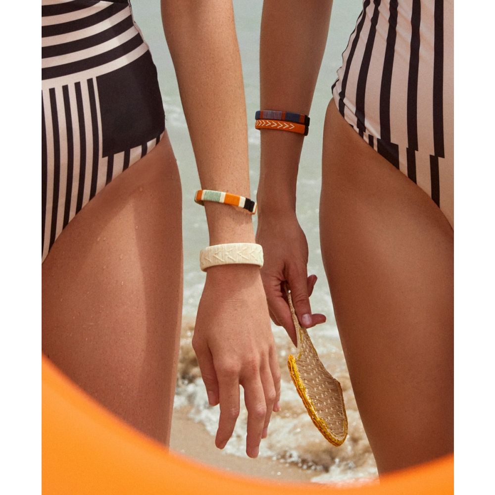 Werregue white Color Bracelet - 1.5 cm arrow design 