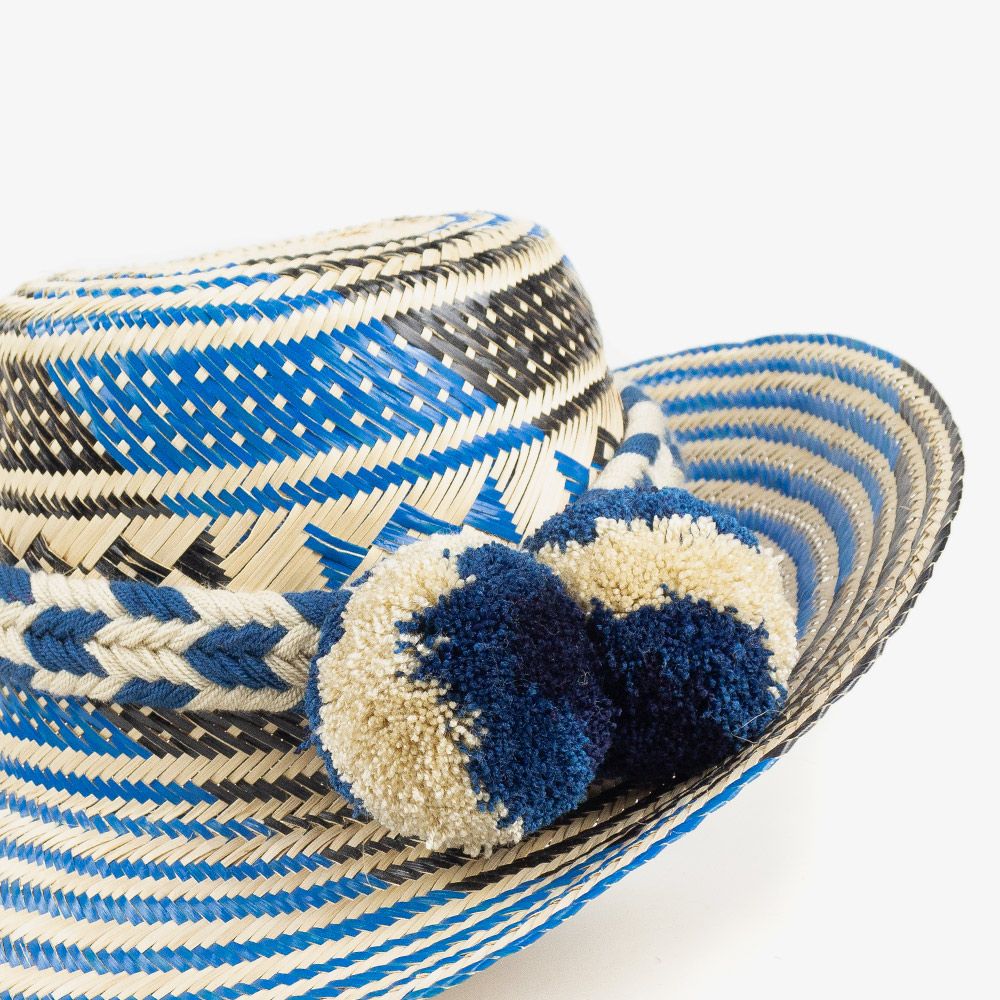 Guanabana Guajiro Hat in Natural and Blue Cuban guajiro hi-res stock photography and images - Alamy main image 4