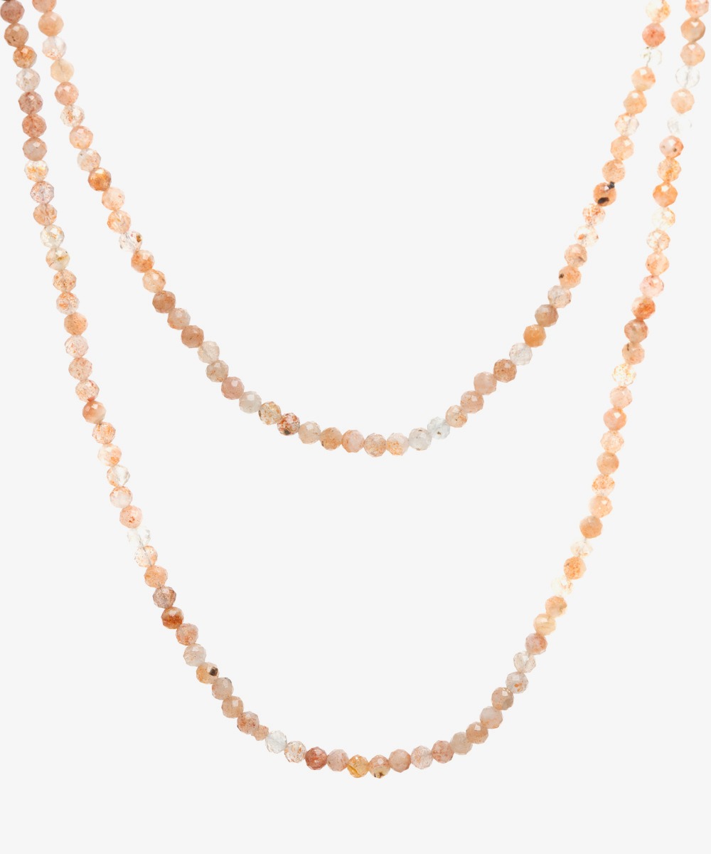 Collar Elvira - Piedra luna salmón con dije de piedra semi preciosa