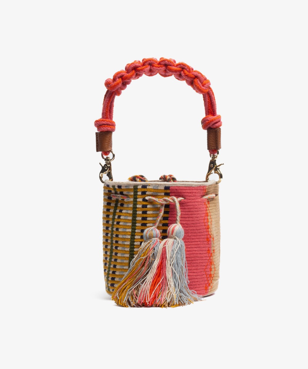 BOLSO CRUZADO M CON ASA DE MACRAMÉ - COCKATOO - ROSA CLARO Y BEIGE