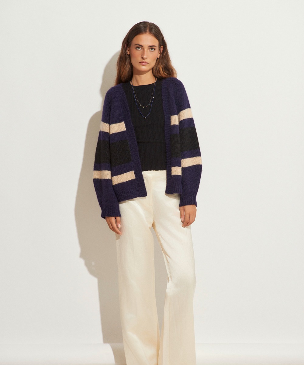 BABY ALPACA CARDIGAN - NAVY BLUE & BEIGE