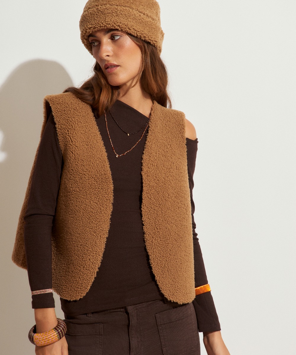 CHALECO PIEL CORDERO HAYES - RIZO CAMEL