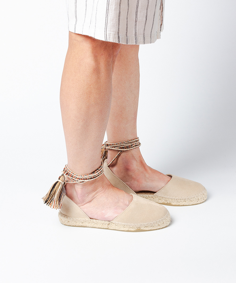 VALENCIAN FLAT - WITH POMPOM -  BEIGE