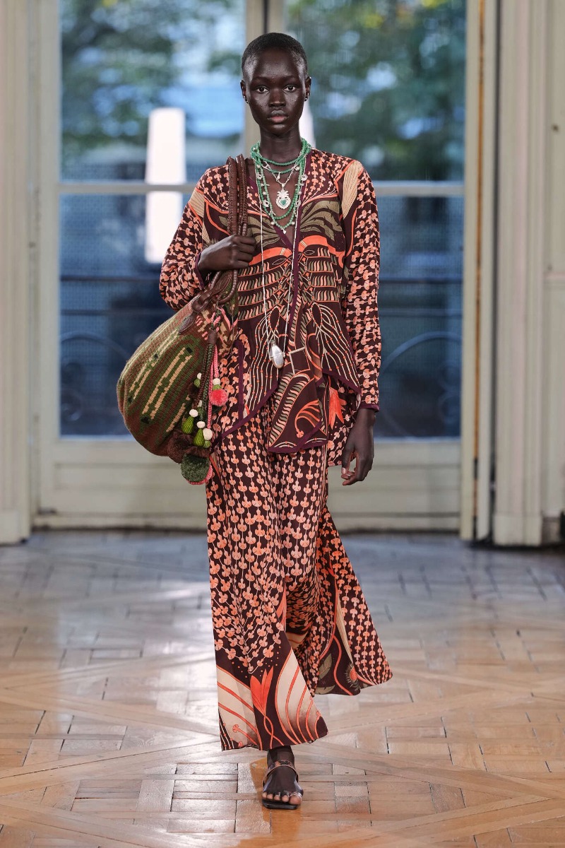 Full runway look Johanna Ortiz
